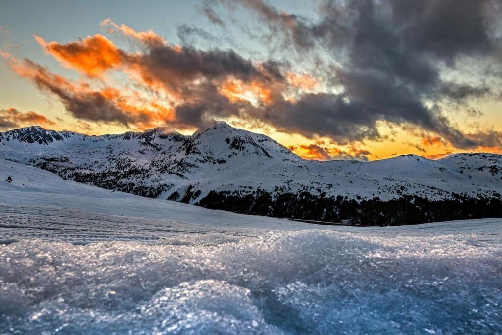 R Valle De Incles-Grandvalira Free Parking Canillo Buitenkant foto