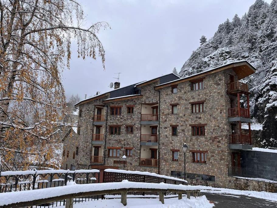 R Valle De Incles-Grandvalira Free Parking Canillo Buitenkant foto